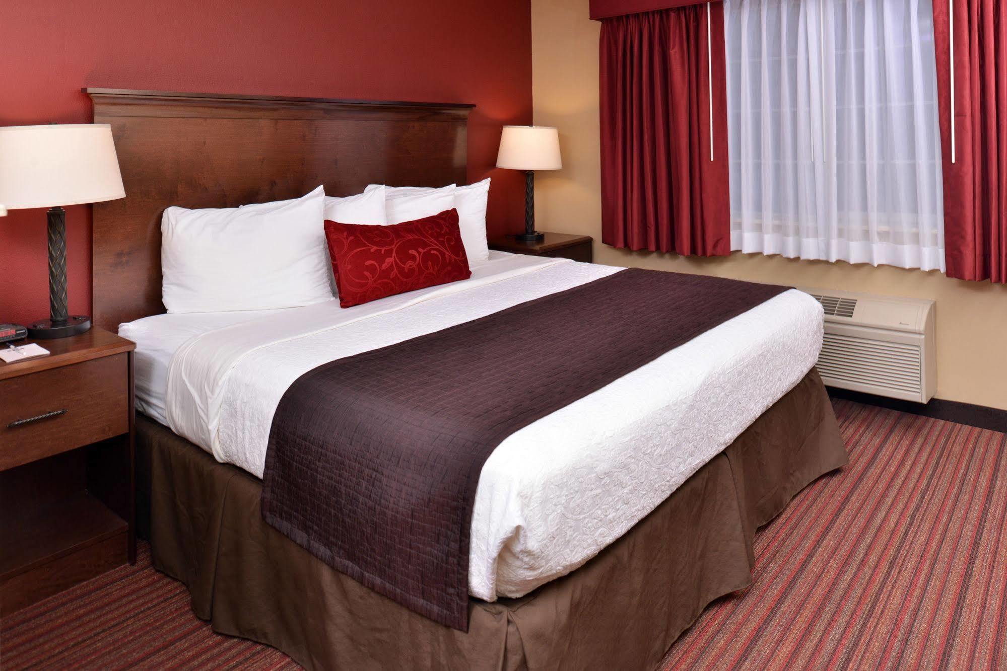 Best Western Woodland Inn Eksteriør billede